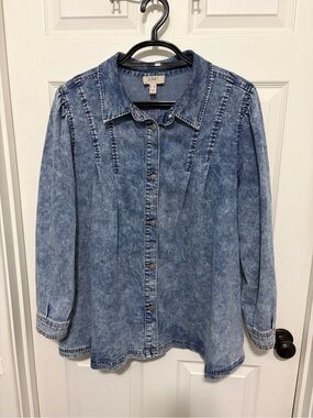 LOGO by Lori Goldstein Washed Blue Denim Button-Down Jacket